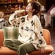 thumbnail image 4 of Conjunto de Pijama de franela para Mujer, ropa de dormir de terciopelo a rayas con estampado de amor, 2 piezas, Otoño e Invierno, 4 of 4