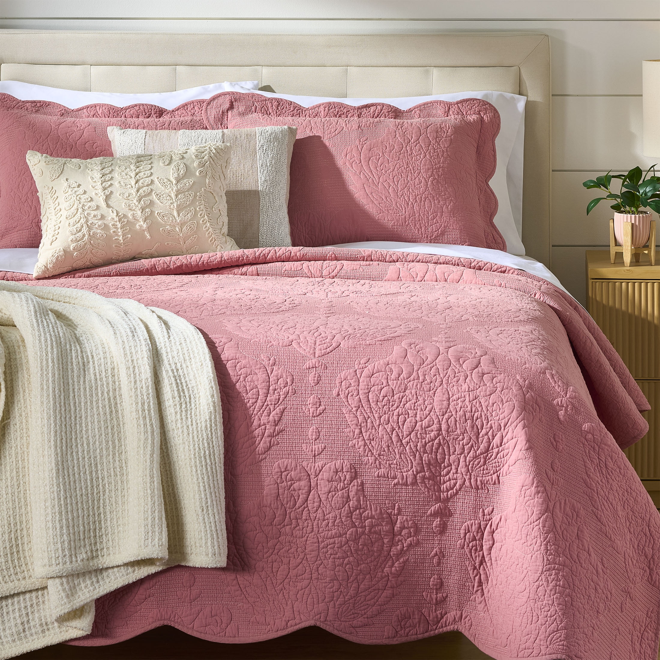 Better Homes & Gardens Paisley Medallion Cotton Pillow Shams, Standard, Pink Rose, 2 Pack