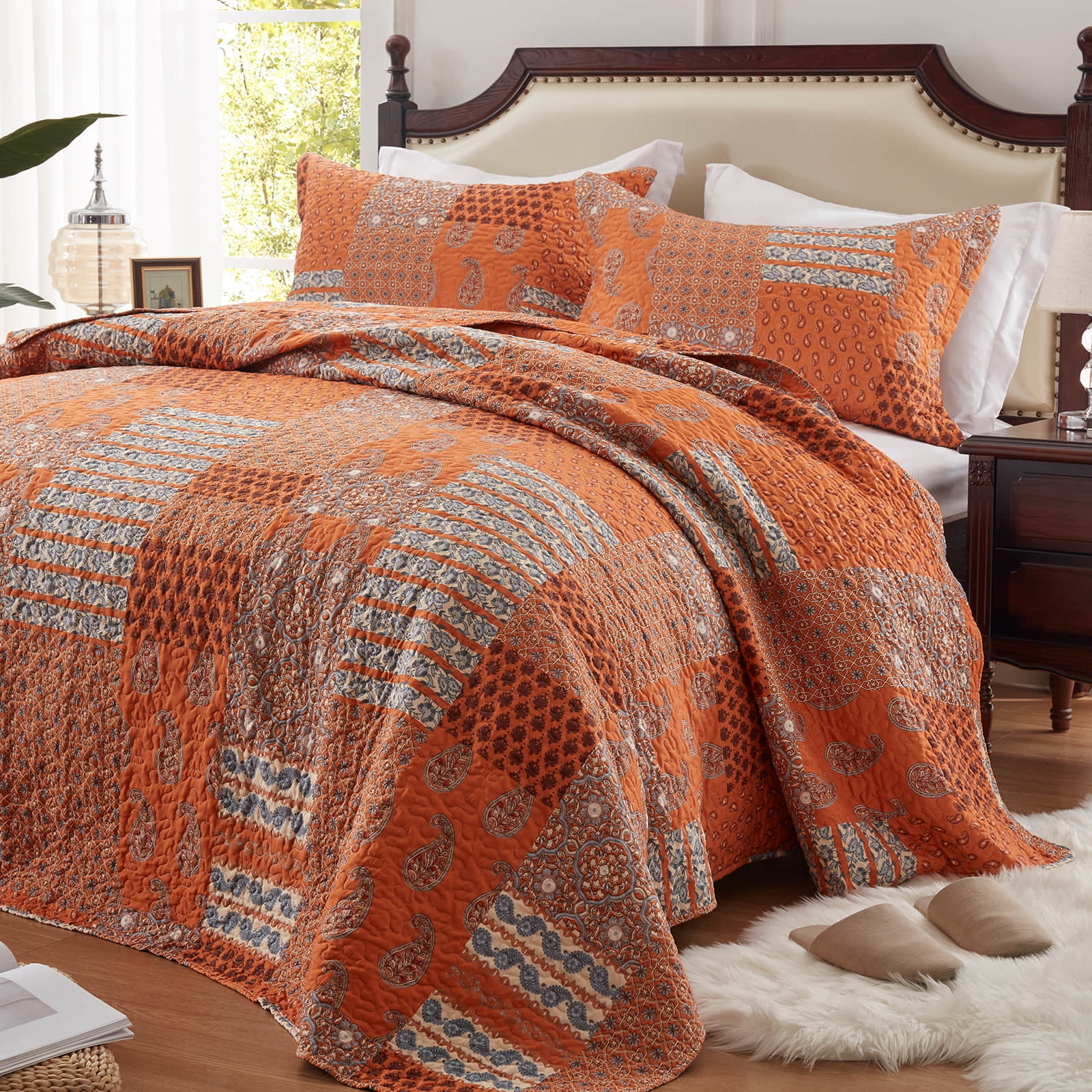 3-Piece King Size Quilt Set - Orange Rust Paisley Bedspread Coverlet with 2 Pillow Shams, Microfiber