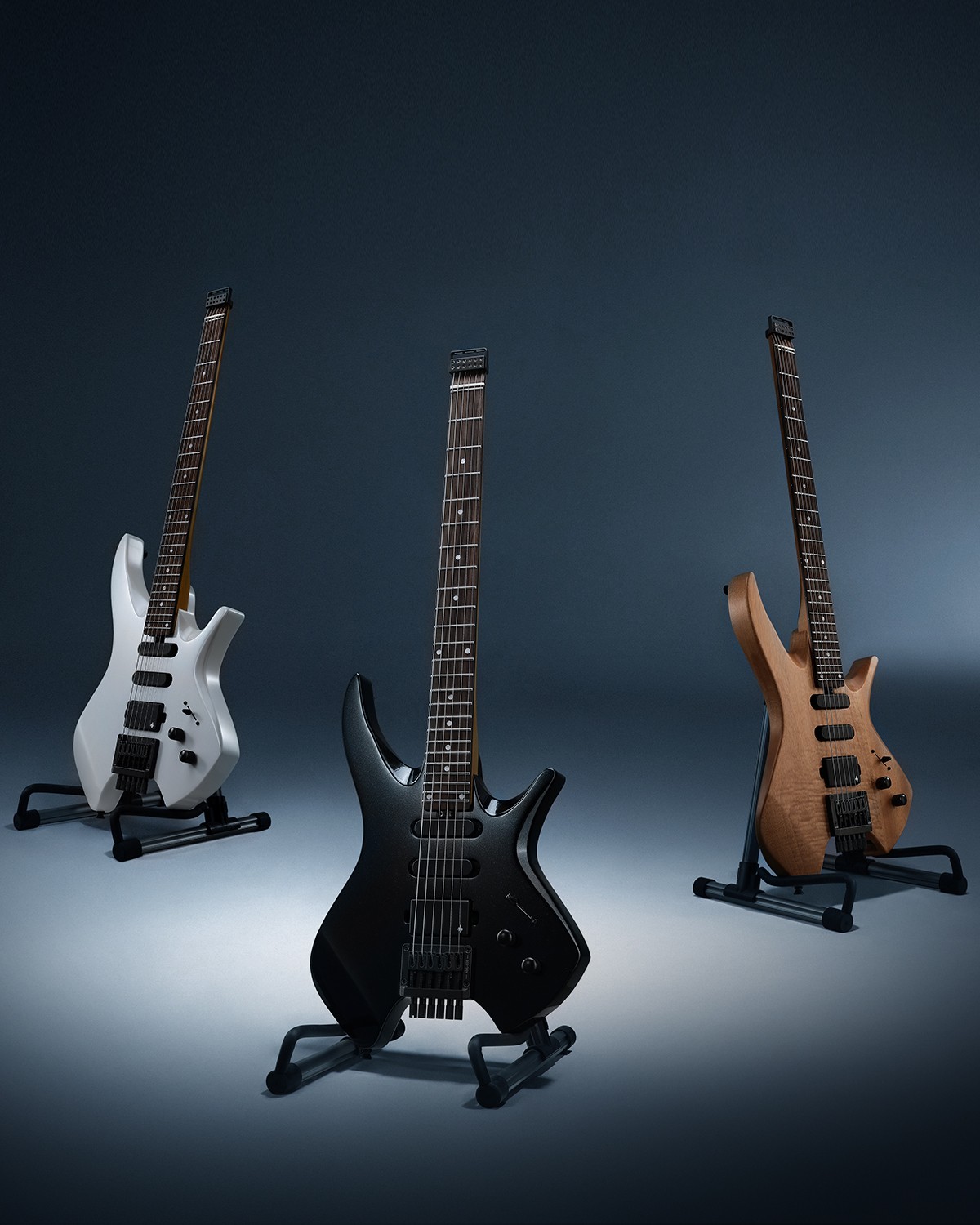 Donner Headless 500 electric guitar Electric Guitar Headless With Gig Bag H-S-S Solid Body, White
