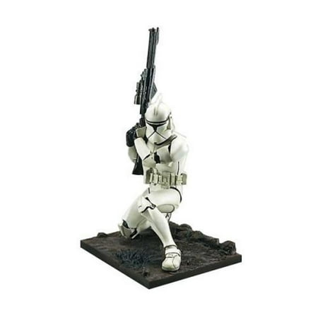 Star Wars: Kotobukiya 9-1/2" Clone Trooper Episode II Model Kit