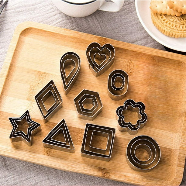 Lot de 12 emporte-pièces en forme de coeur rond en forme d'étoile en acier  inoxydable pour moules de cuisson en métal pour la cuisine - 