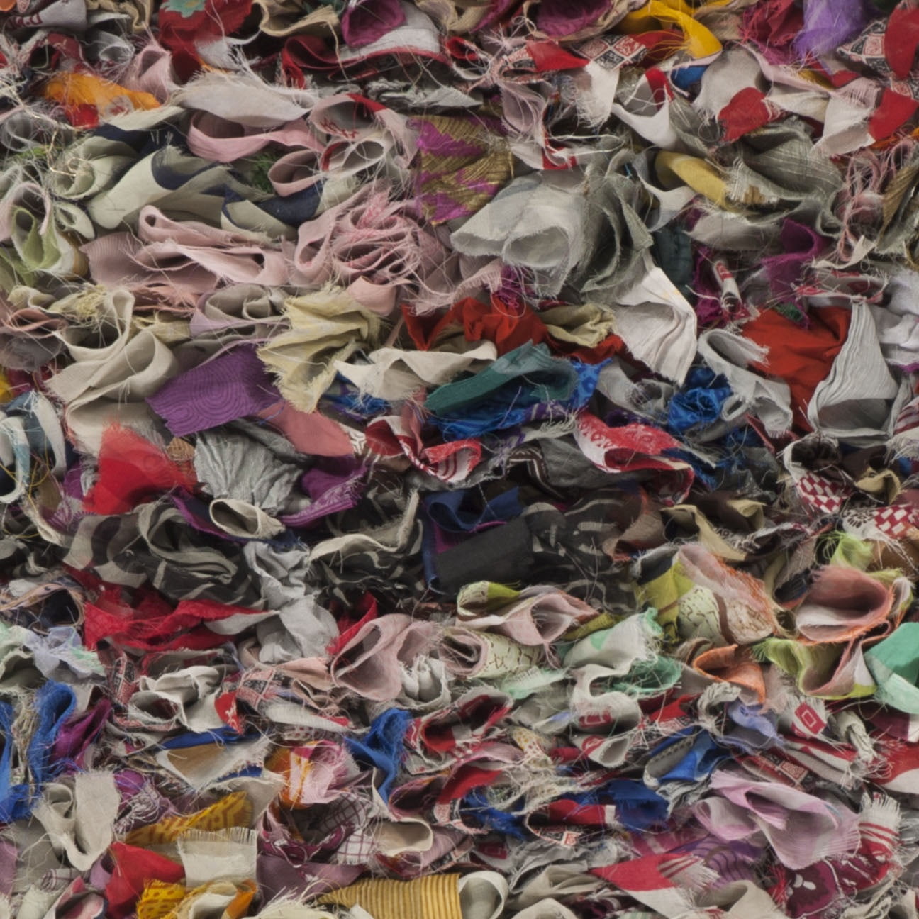 SAFAVIEH Rio Cassandra Confetti Polyester Shag Area Rug, Light Pink/Multi, 8' x 10'