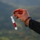 thumbnail image 3 of Silbatos de supervivencia con brújula y linterna, multifuncionales, para emergencias., 3 of 5