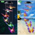 thumbnail image 1 of Luz de campana de viento solar LED, luz colgante de pájaro rojo, luz de mariposa, luz decorativa para exteriores, luz de ambiente festivo, luz de paisaje, 1 of 6