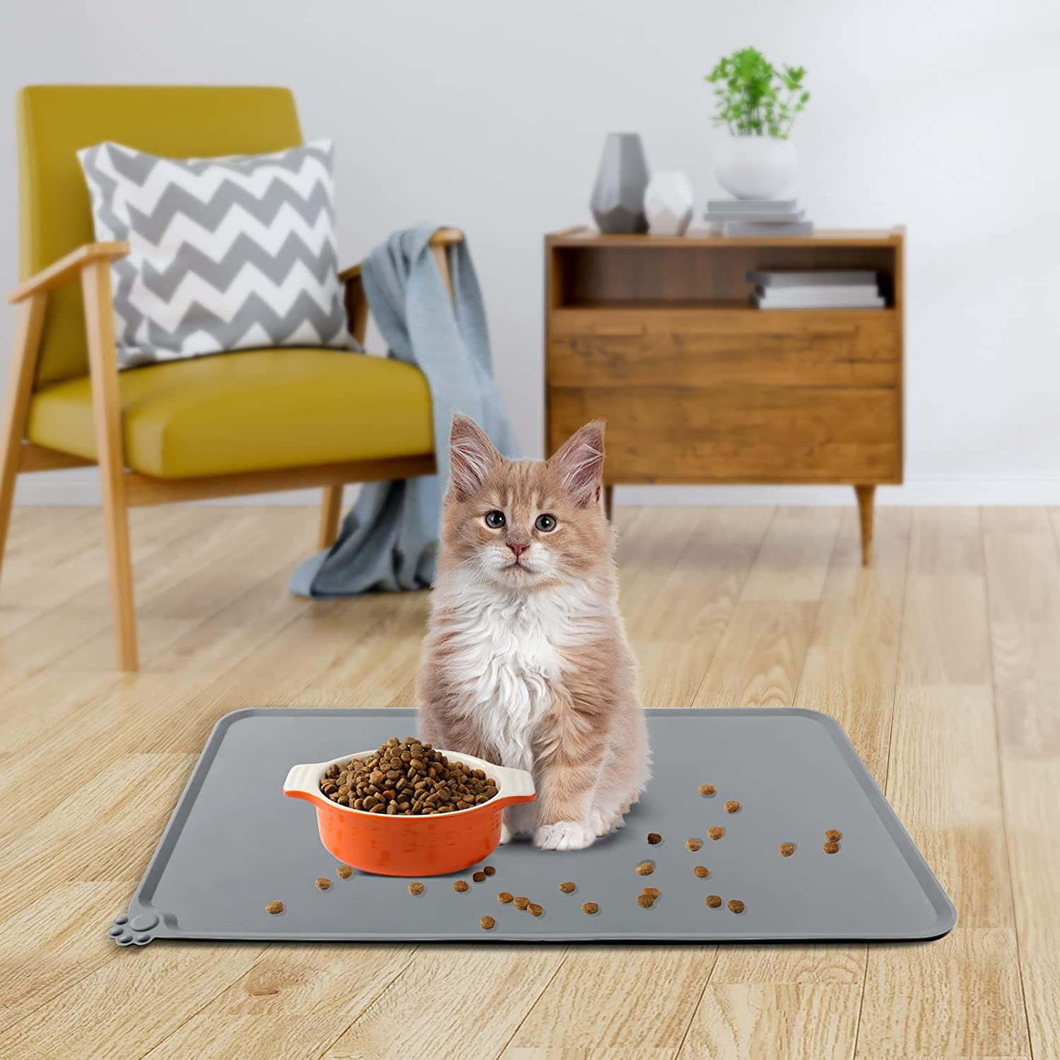 Dog Food Mat, Silicone Dog Cat Bowl Mat, Non Slip Waterproof Pet Feeding Mat FDA Grade Food Container Placemat for Small Animals, Size: Medium, Gray