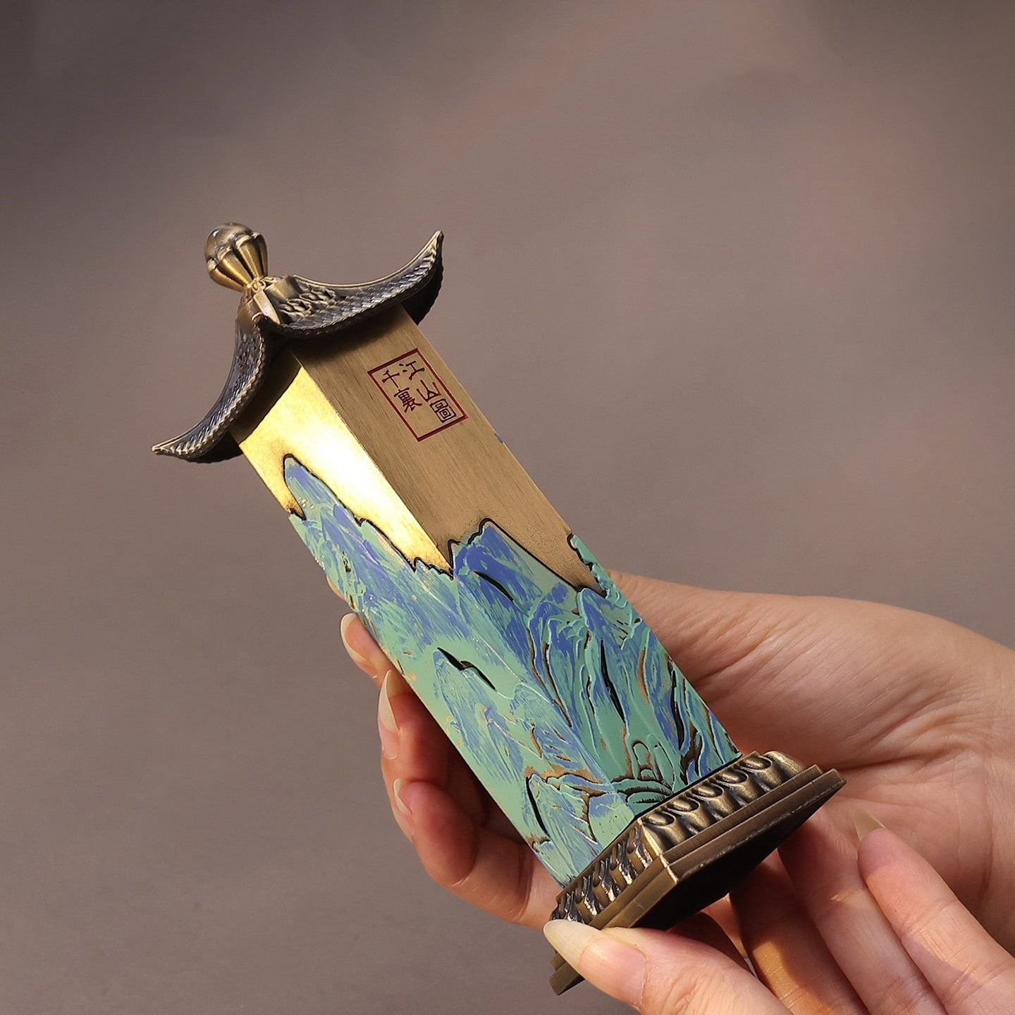 Vertical Zinc-copper Alloy Incense Burner Retro Creative Incense Holder Decorative Ornament