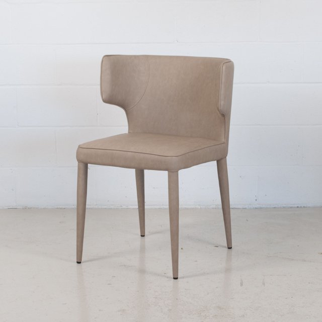 Melore Scandinavian Wingback Dining Chair