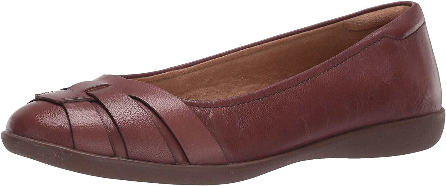 naturalizer freeport flat