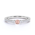 thumbnail image 3 of JeenMata Anillo de Compromiso Sencillo de 0,75 Uds, Morganita Rosa Redonda Creada, de Inspiración Vintage, Piedra Natal de Octubre, Delicado, Oro Blanco de 18 K sobre Plata, 3 of 6