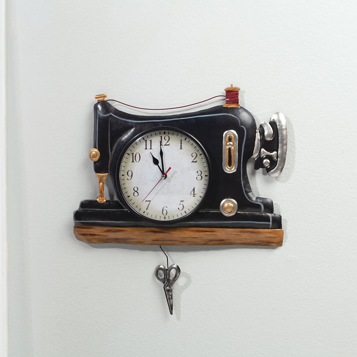 Retro Metal Swing Machine Pendulum Wall Clocks Mothers Gift Mixer Shape Clock
