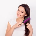 thumbnail image 5 of Cepillo de pelo autolimpiante para mujeres, cepillo de pelo con cerdas de jabalí, cepillo masajeador con cojín de aire 3D, cepillo de pelo autolimpiante para mujeres para cabello enredado y anudado, 5 of 5