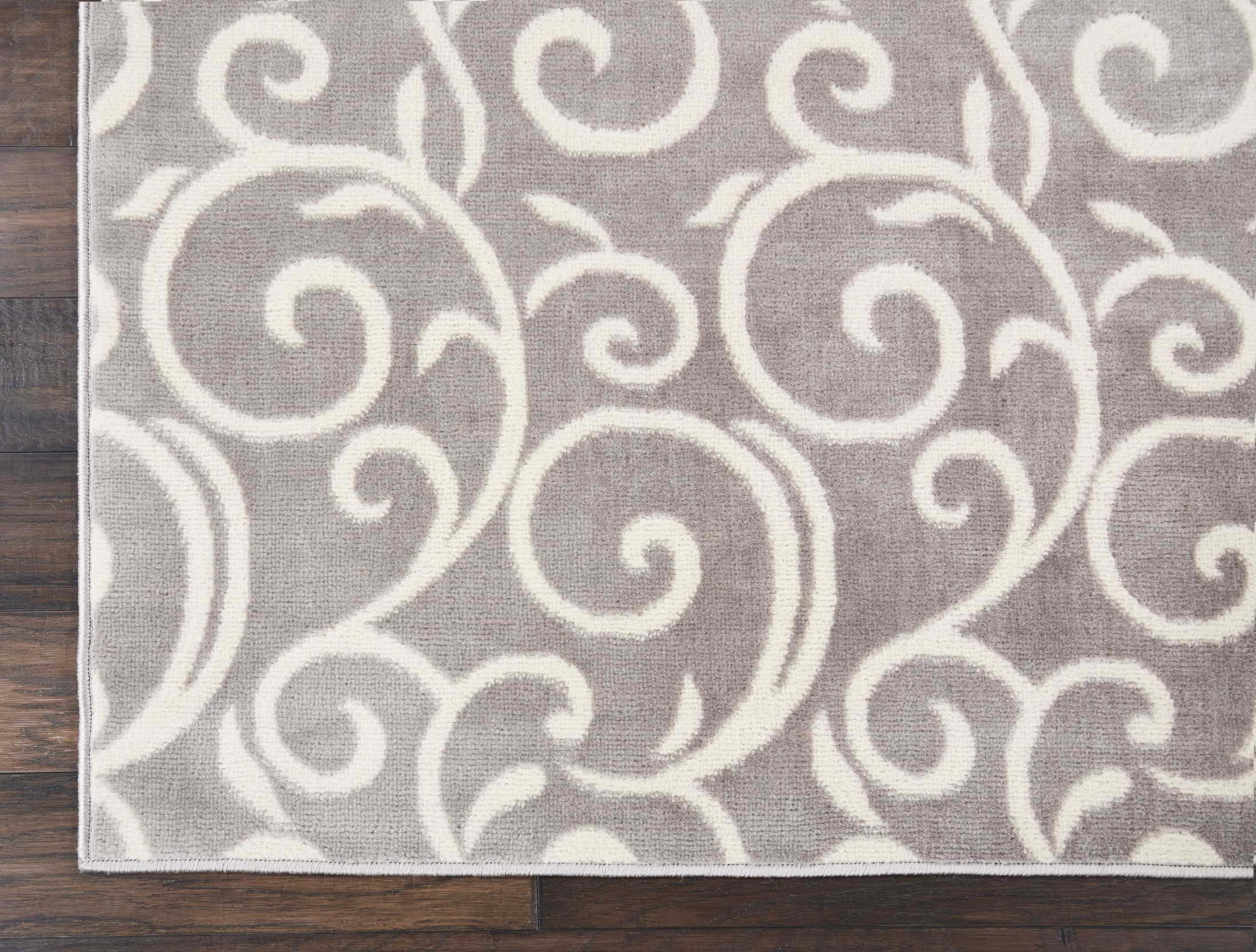 Eclectic Essentials Gray Bohemian Botanical Area Rug