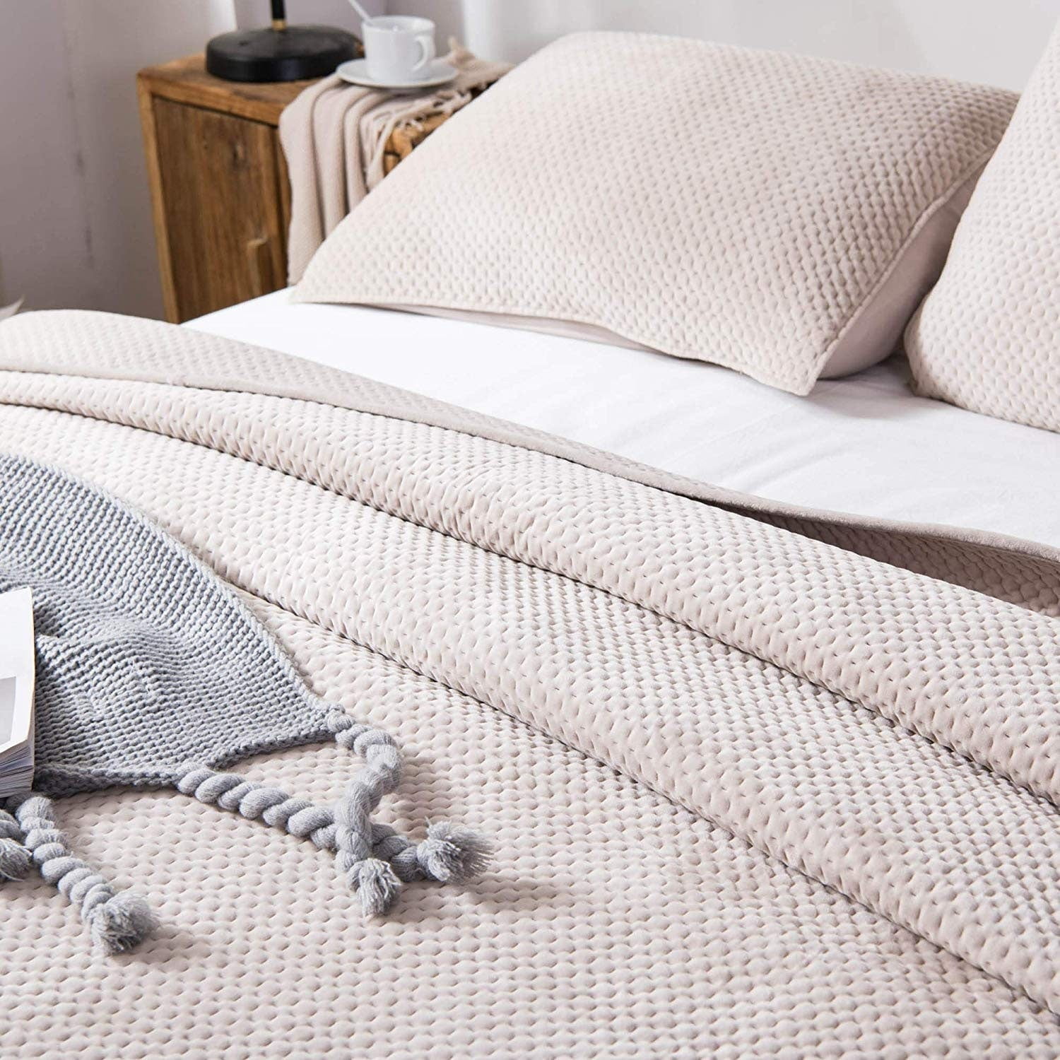 Kasentex  All Season Plush Poly Velvet Lavish Design Quilt Set Soft and Warm Machine Washable Coverlet Almond Queen