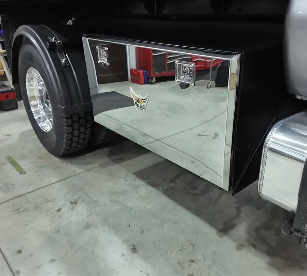 (2 Pack) 18"x18"x48" Steel Flatbed Trailer Underbody Tool Box with Mirror Finish Barndoor Style Single Door & T-Handle Latch Lock - Heavy Duty Side Mount Tool Box for Trailer & Semi Truck