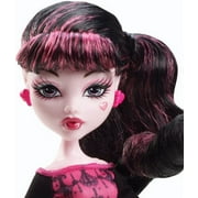 Monster High Scaris City of Frights Draculaura Doll