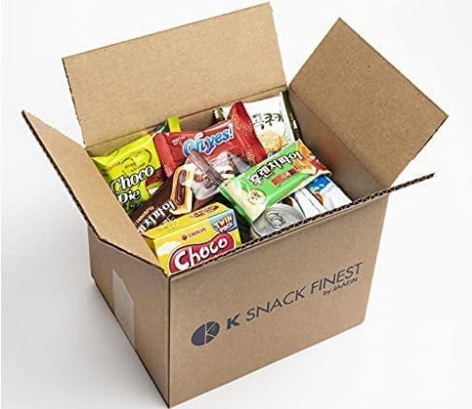 Korean Premium Snack Box Assorted Package Popular Deluxe Korean Brand Snacks and More! Perfect for GIFT | Gift Care Package 25 Packs