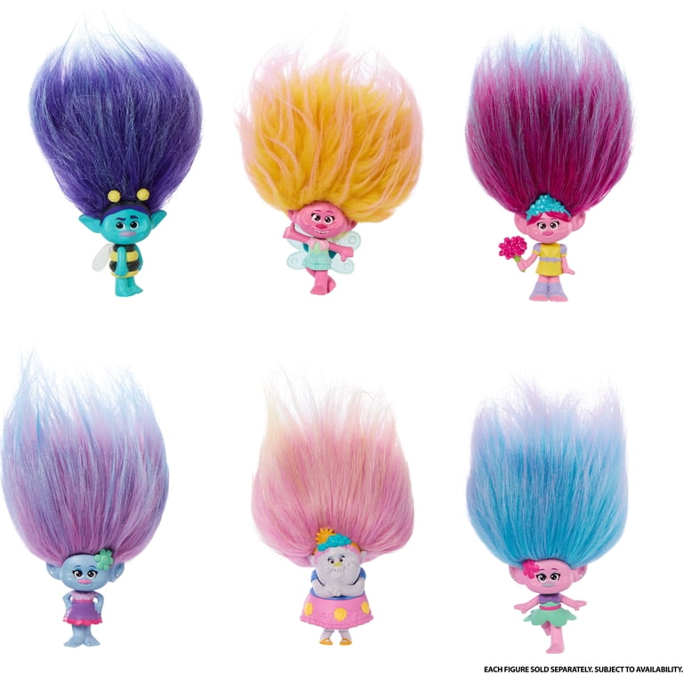 DreamWorks Trolls Band Together Rainbow Pom Poms Keychains with