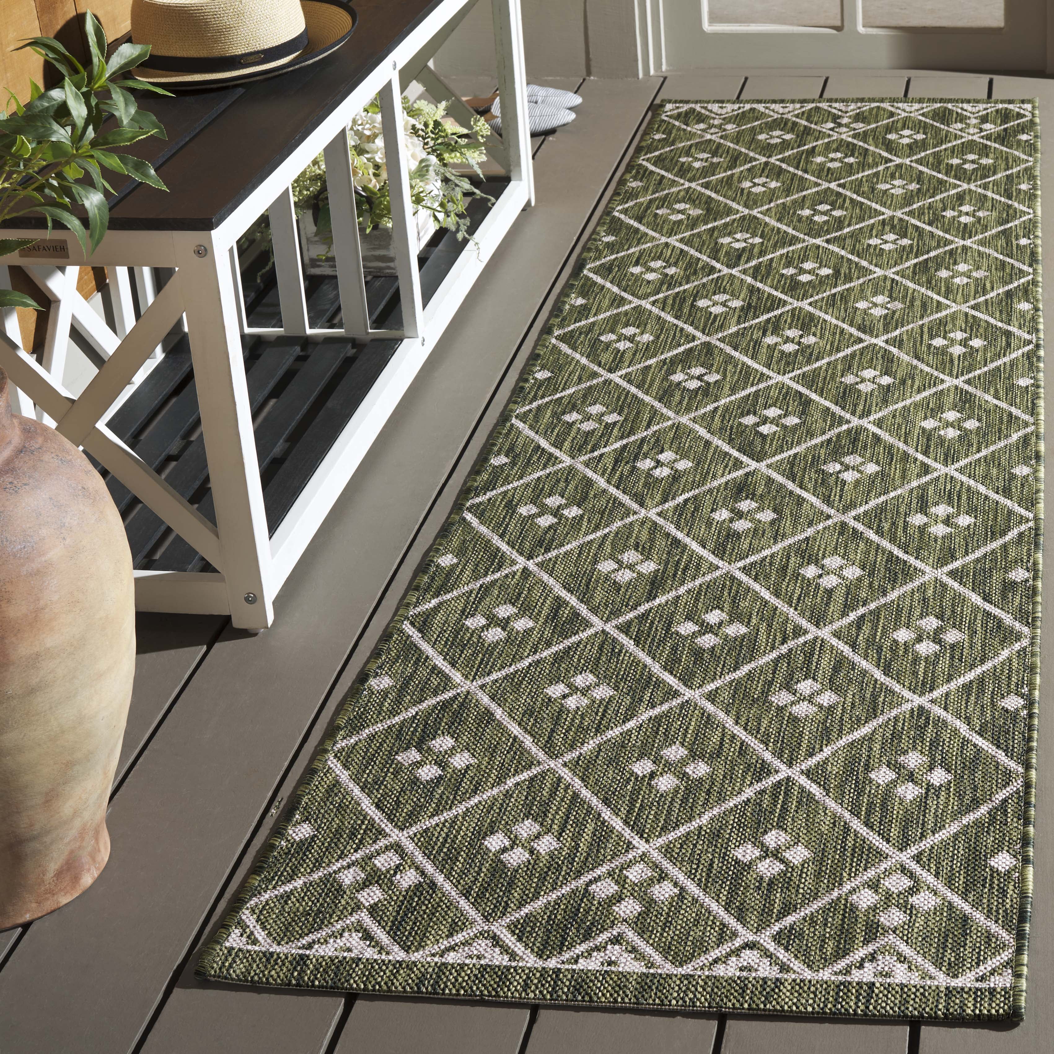 SAFAVIEH Courtyard Wasif Geometric Indoor/Outdoor Runner Rug, Green/Grey, 2'3" x 8'