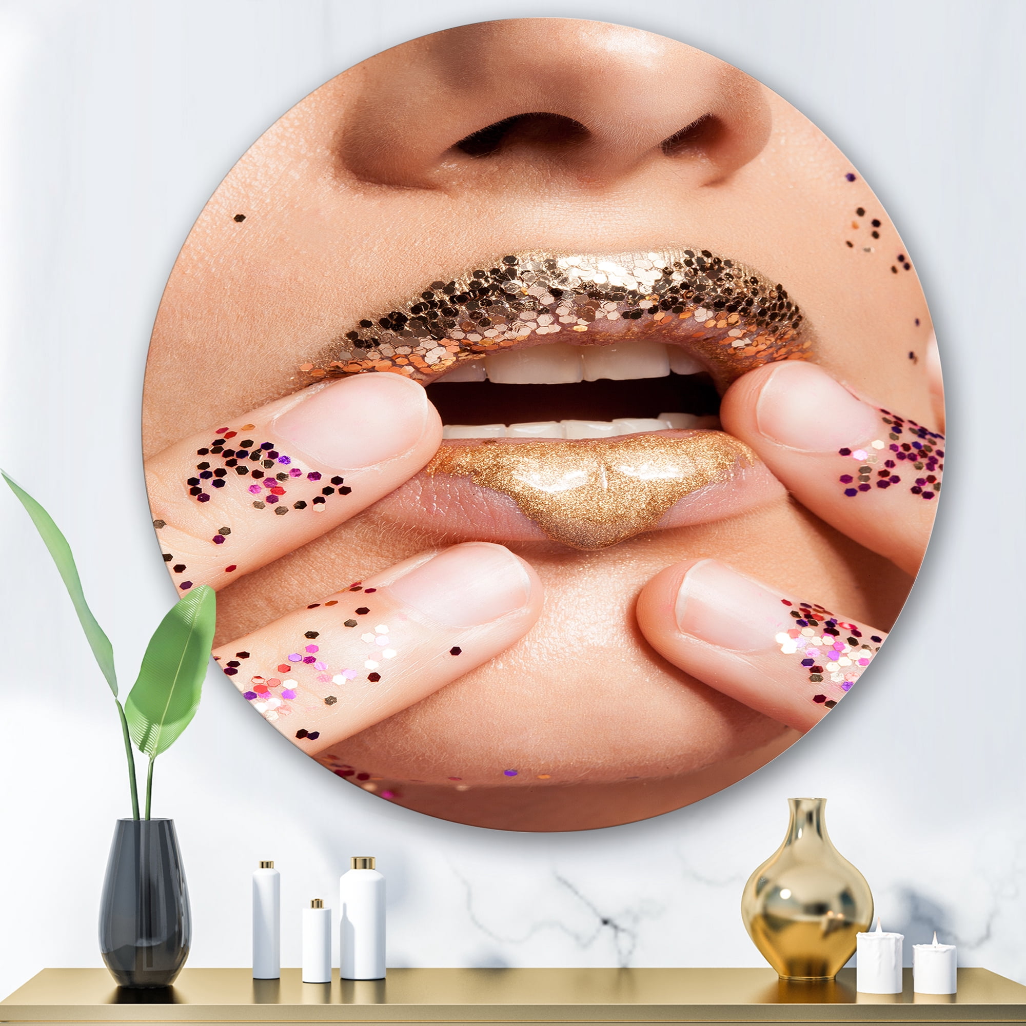 Designart 'Female With Golden Lips and Glitter On Her Hands' Modern Circle Metal Wall Art 29x29 - Disc of 29