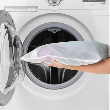 Everyday Home Set of 4 Lightweight Mesh Laundry Bags with Zippers (White)