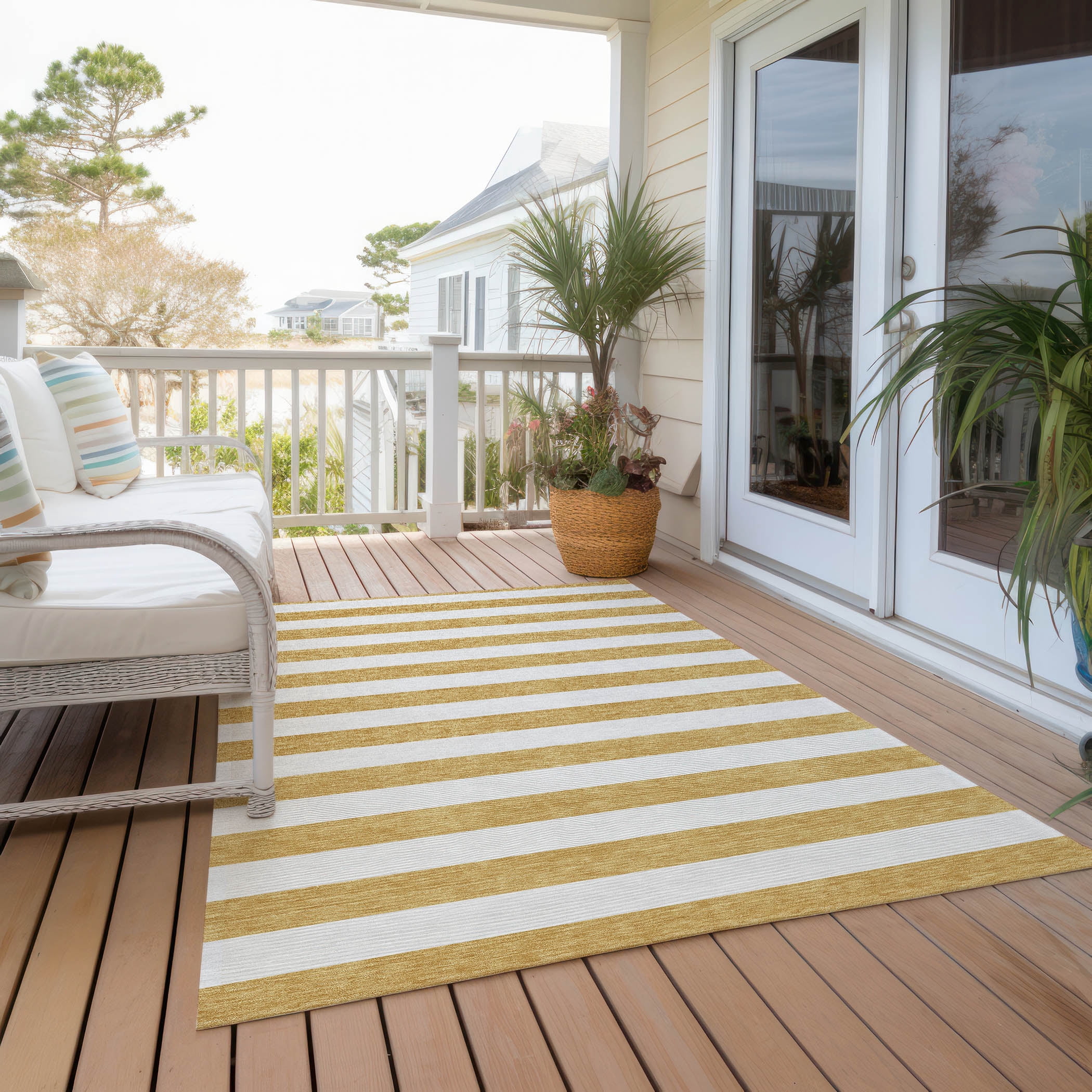 Addison Rugs Chantille Indoor/Outdoor Transitional Stripes Gold Washable Rectangle Rug, 2'6" x 3'10"