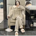 thumbnail image 3 of Pijama de terciopelo Coral para mujer, cárdigan de franela gruesa de gran tamaño, traje suelto para exteriores, ropa para el hogar, otoño e invierno, novedad de 2023, 3 of 5