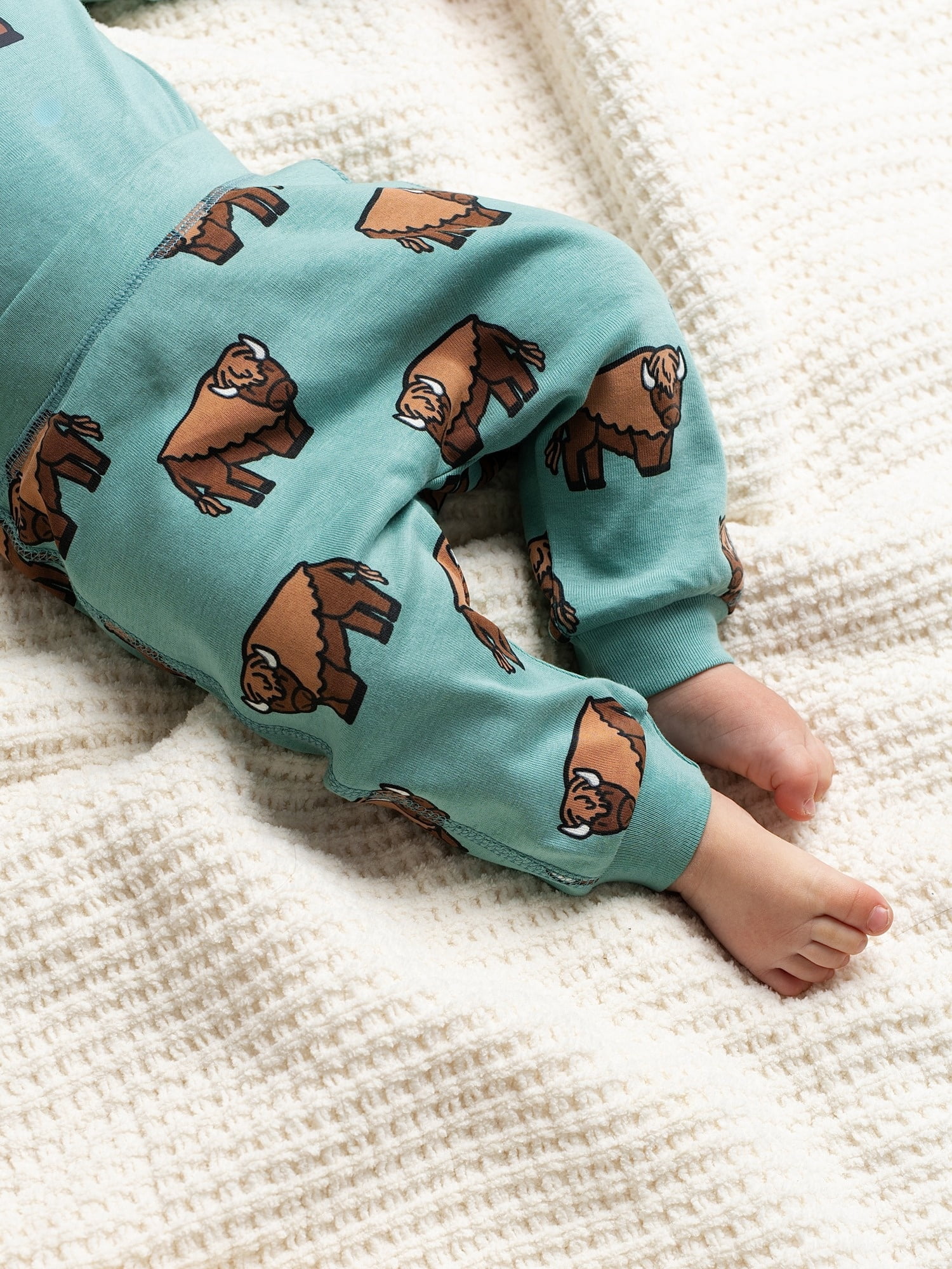 Monica + Andy Organic Cotton Gender Neutral First Moves Bodysuit + Groove Pant Set, Sizes Newborn -24 Months