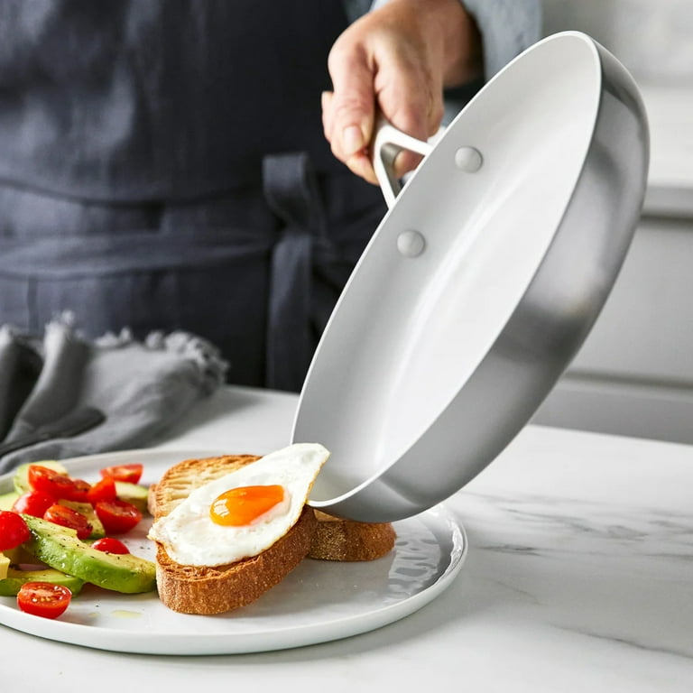 GreenPan 5-Inch Egg Pan Review: a Small but Practical Kitchen Tool