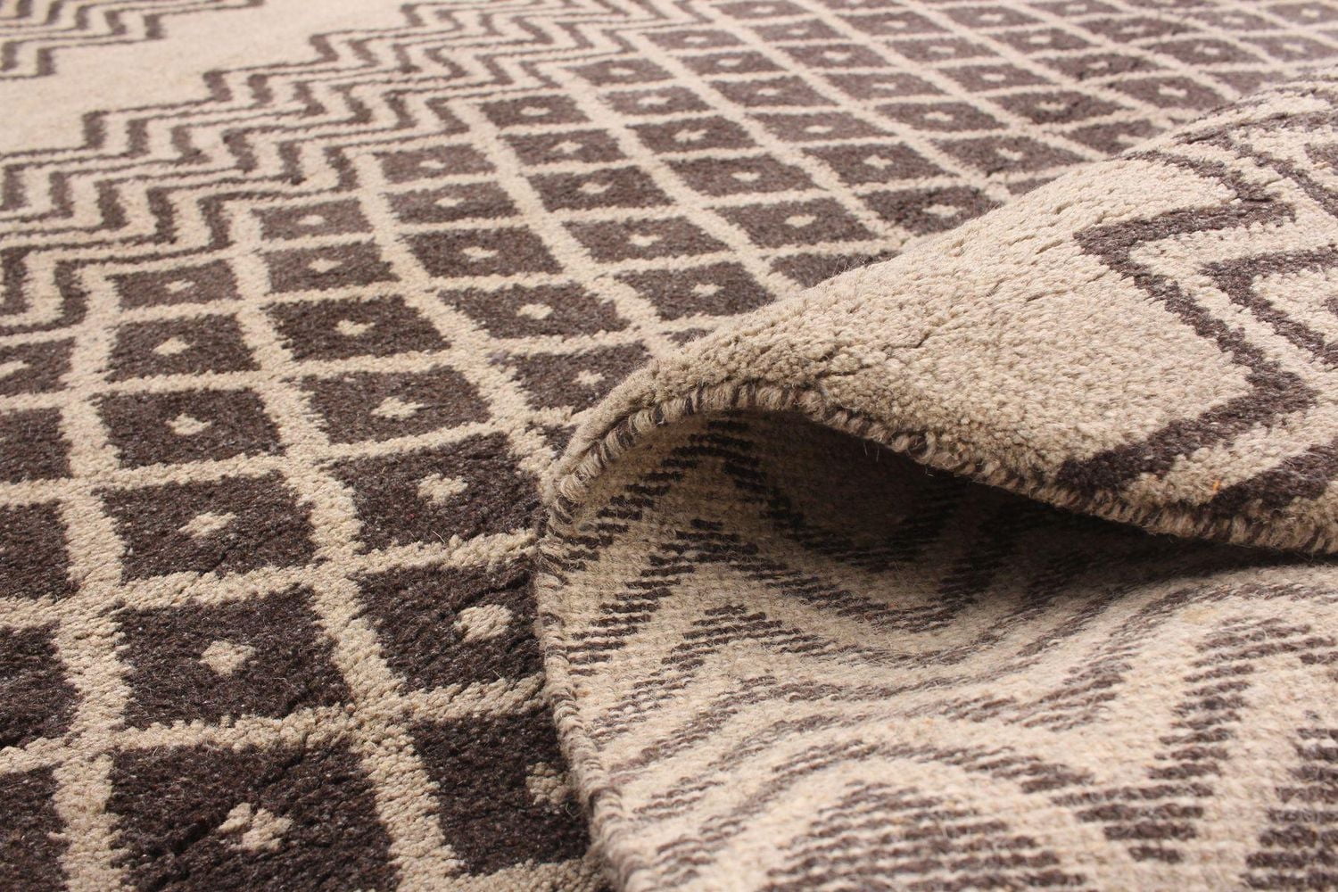 ECARPETGALLERY 5'5" x 8'0" Moroccan Tangier Hand-knotted Area Rug for Living Room, Dining Room and Bedroom in Brown