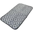 thumbnail image 4 of Bone Dry Lavable a máquina, Alfombra Ultra Absorbente para Mascotas, Grande, 14 x 24 Pulgadas, celosía Gris, 4 of 5