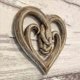 thumbnail image 2 of 2X Corazón de Madera Tomados de la Mano Decoración de la Pared Escultura Arte de la Pared Colgante de Apretón de Manos Estatua Artesanal para Decoraciones de Pared de Oficina Casa, 2 of 5