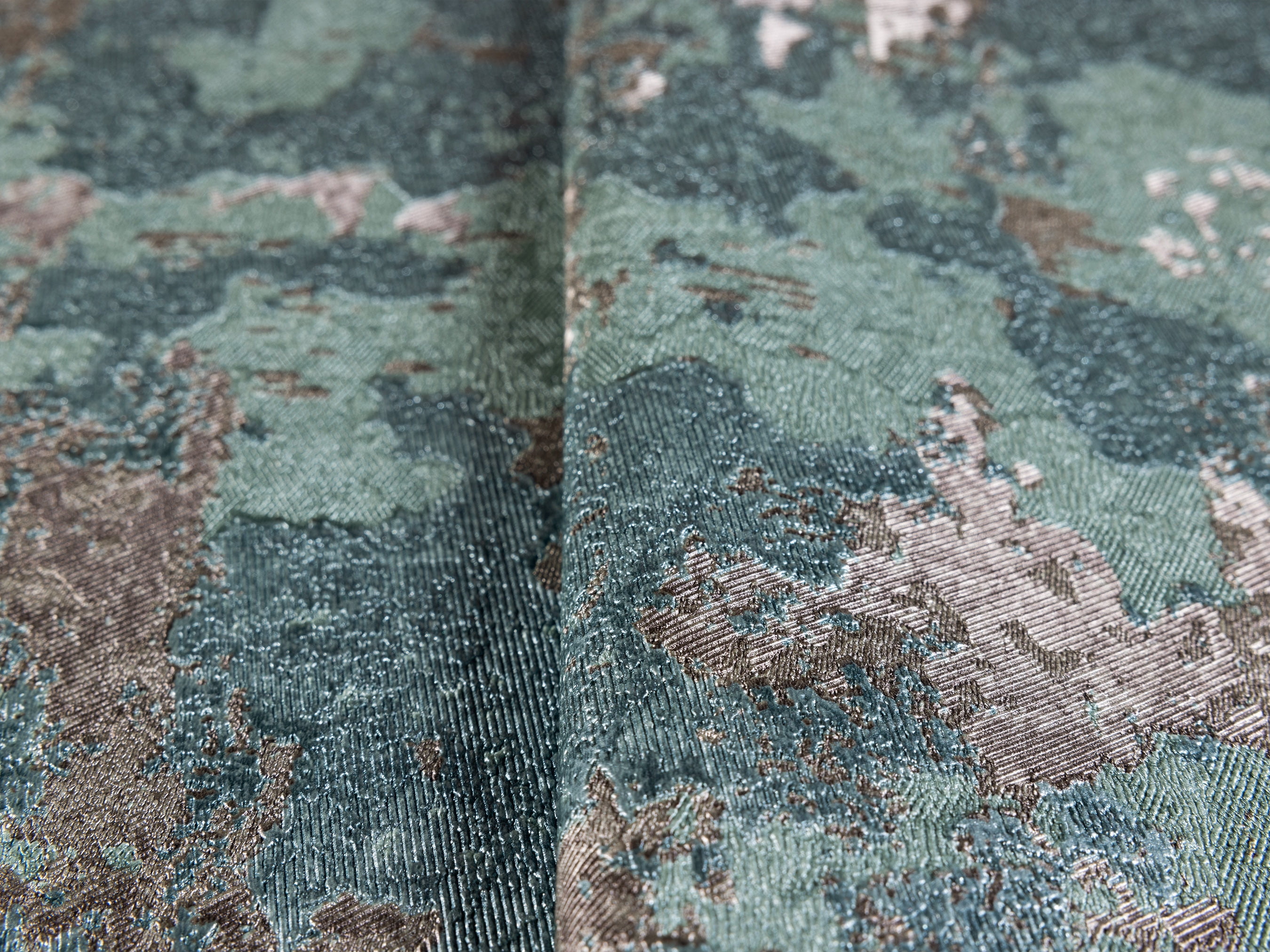 Textured Blue Embossed Wallpaper, Aesthetic Textured Wallcovering Roll, 41.7”W X 393”H 113.8 sq ft