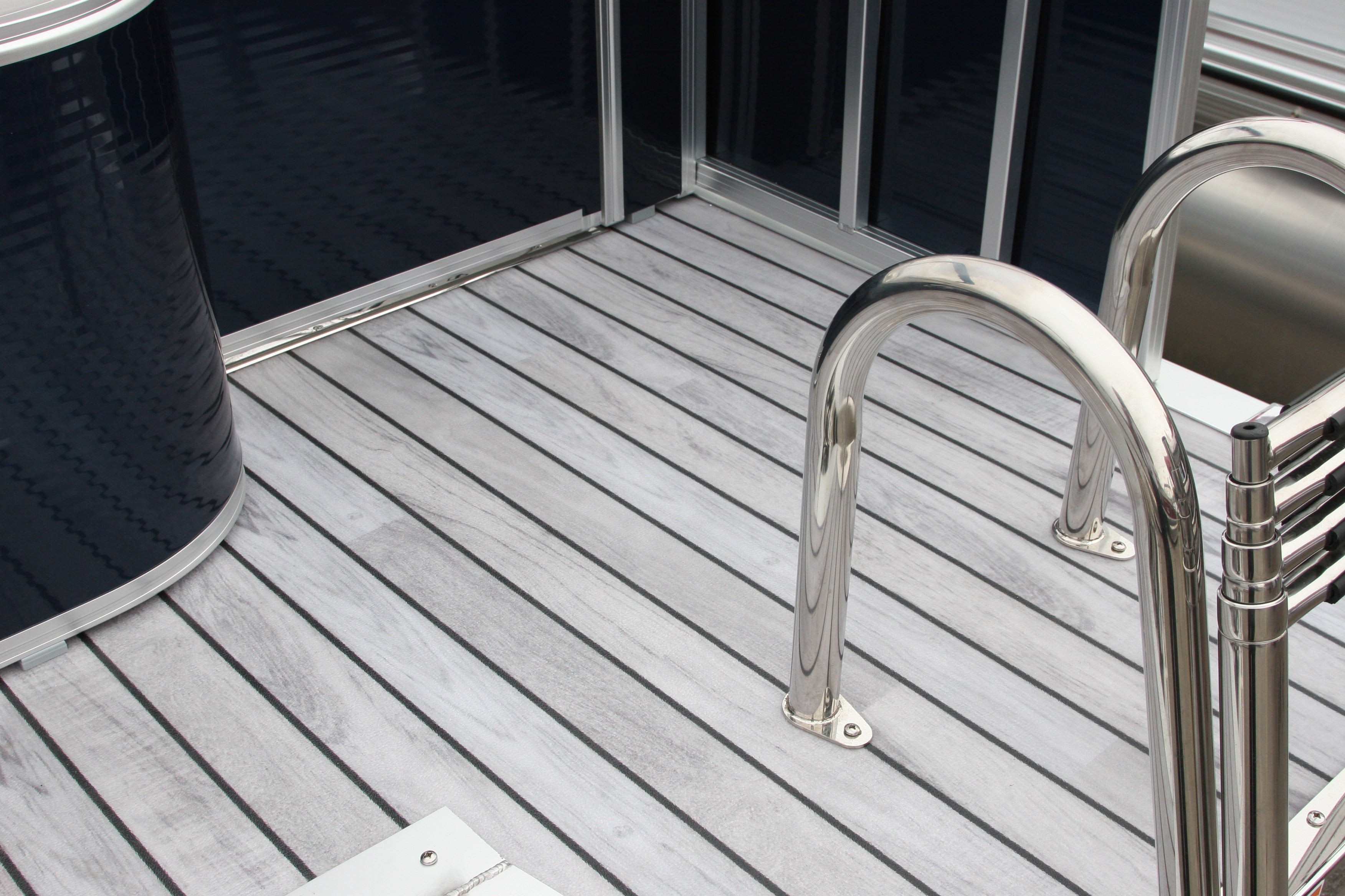 G-Floor Outdoor & Marine Vinyl Boat Flooring - 8.5' x 20' - Weathered Teak & Dark Holly