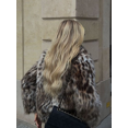 thumbnail image 4 of Abrigo de piel sintética peluda de manga larga con estampado de leopardo para mujer, chaqueta cálida gruesa con cuello a la moda, ropa de calle de oficina para mujer 2024, 4 of 5