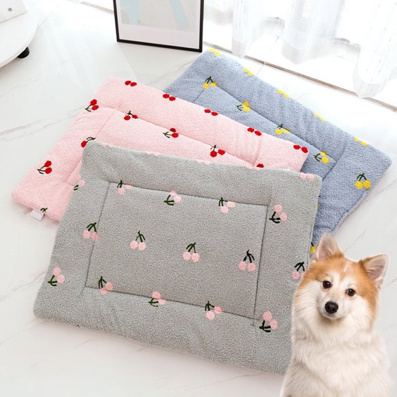 EASTIN Pet Mat /Square Ultra Soft Double-sided Washable Good Elasticity Comfortable Rest Cloud Velvet Refreshing Cherry Print Dog Cat Cushion Pet Supplies
