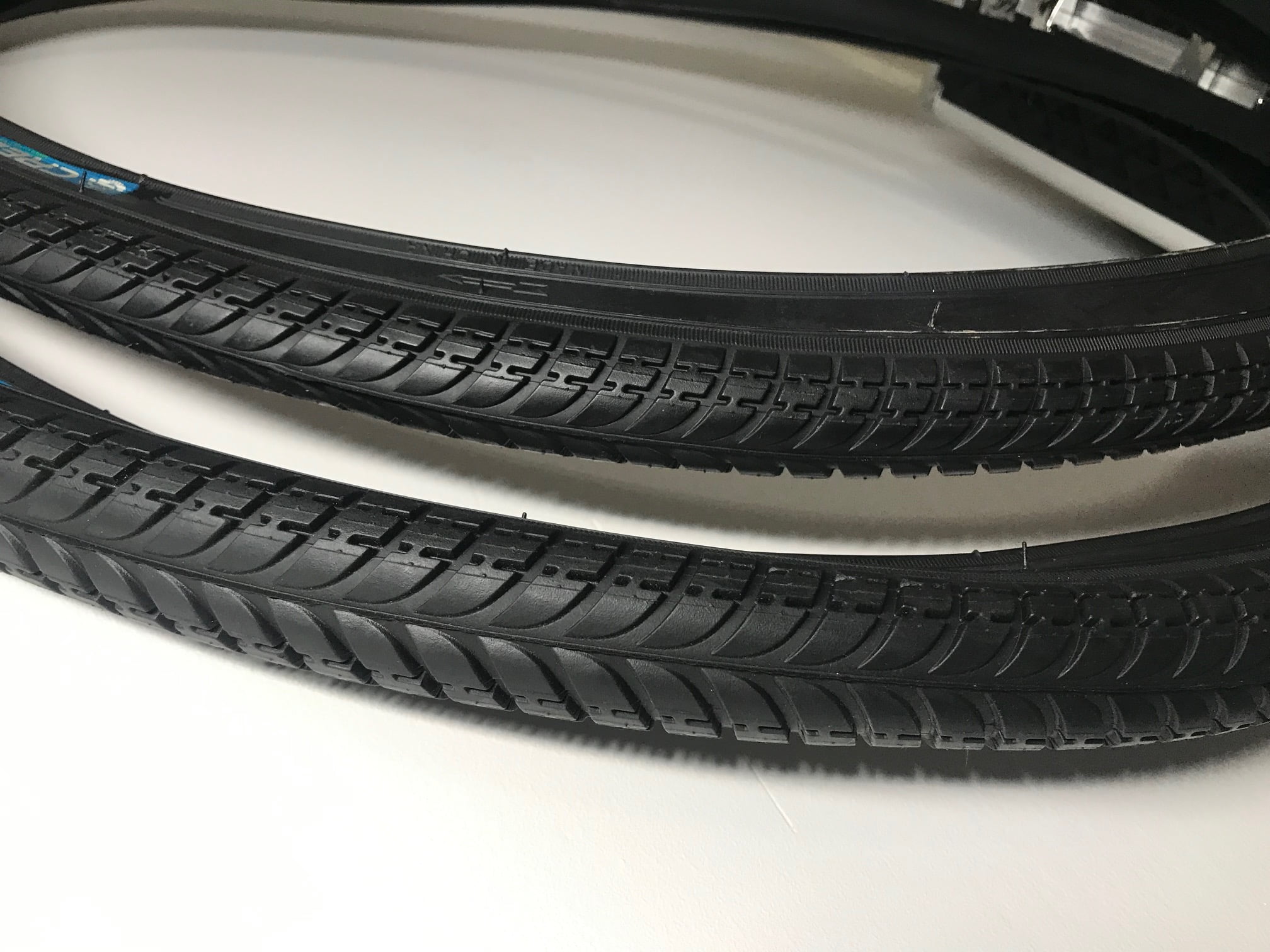 28 x 1.75 bike cheap tube