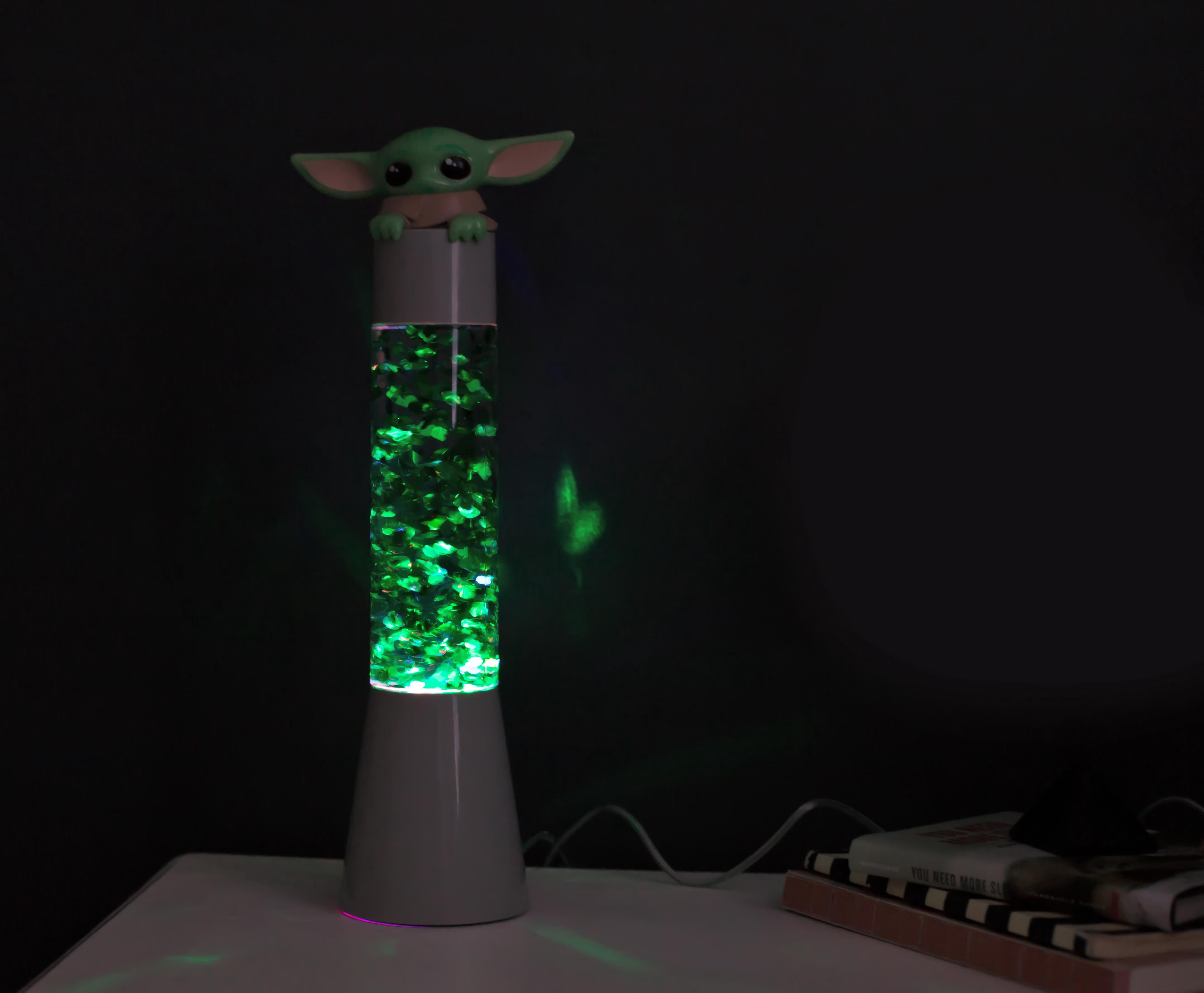 Star Wars Glitter Motion Mandalorian LED Night Light