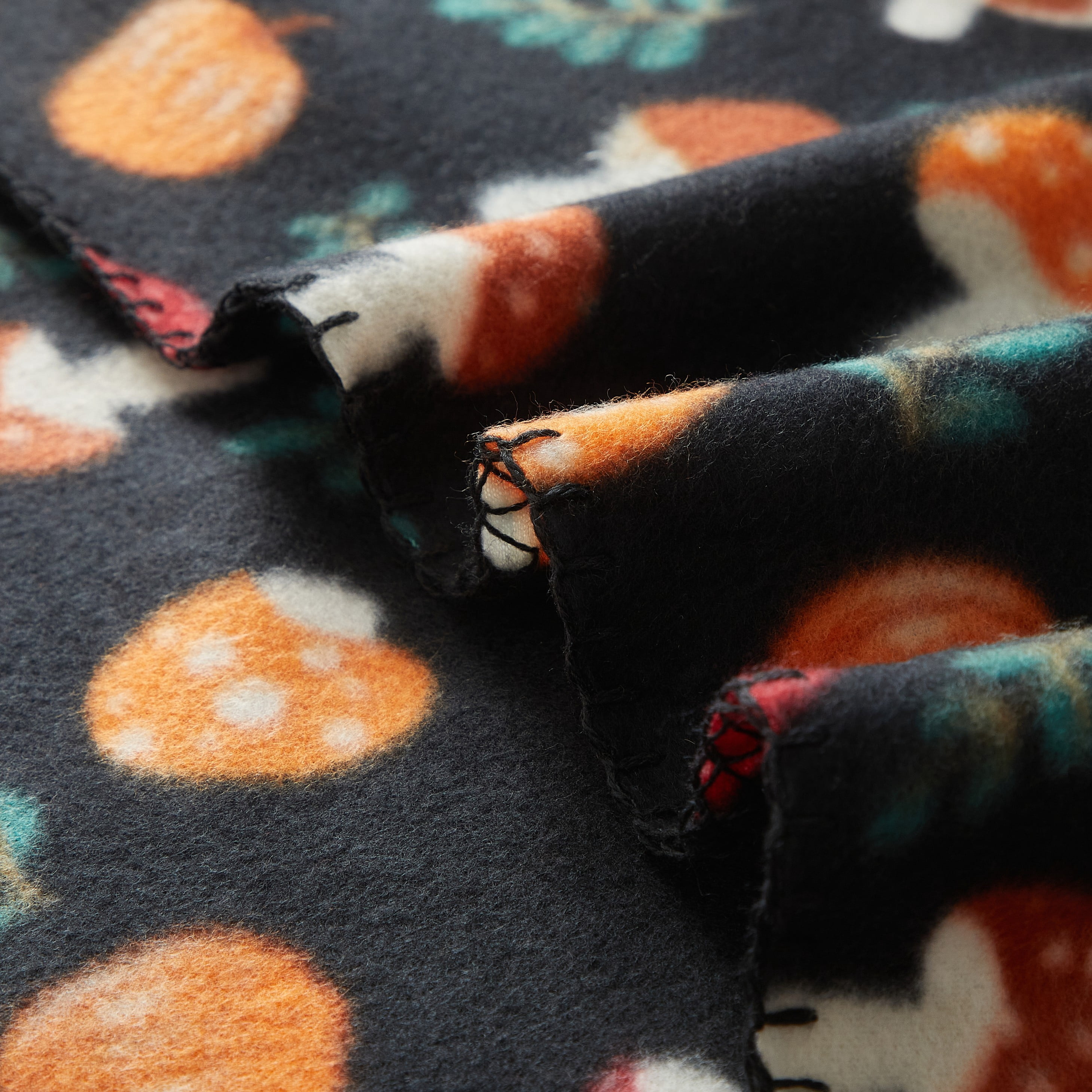 Mainstays Mushroom Fleece Throw