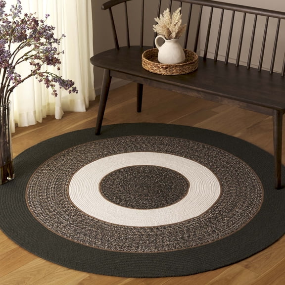 Safavieh Braided Darius Geometric Reversible Area Rug, Green/Beige, 5' x 5' Round