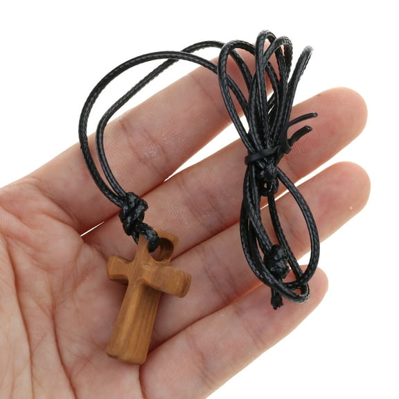 Wooden Clavicle Chain Handhold Prayer Crucifix Neckchain Gift for Clutching Sacred Christian Artifact Jewelry