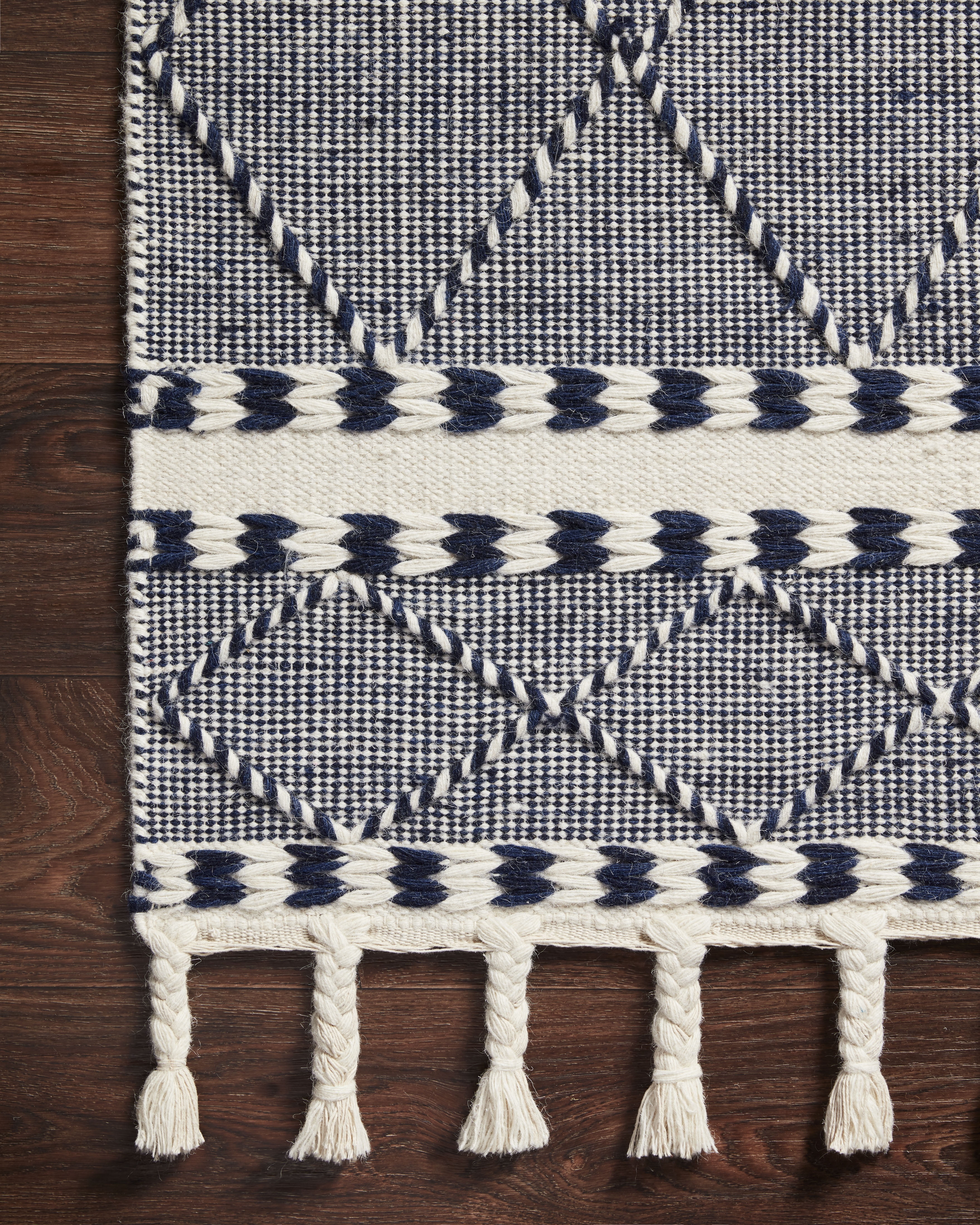 Loloi Sawyer SAW-02 Navy Geometric Area Rug 9'-3" x 13'