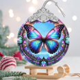 thumbnail image 3 of Adorno navideño Jocidea con forma de mariposa de cristal, 7,5 x 9 cm, 3 of 6