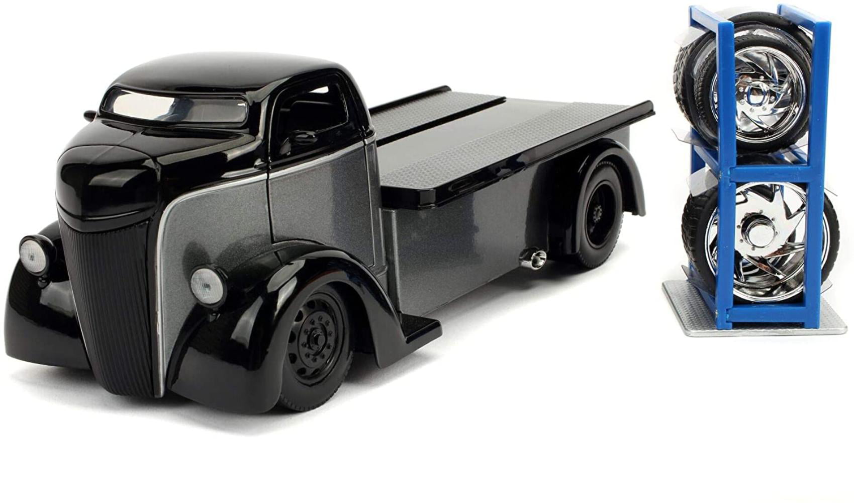 JADA 1947 FORD COE FLATBED TOW TRUCK W/EXTRA WHEELS GRAY 1/24 DIECAST 31540
