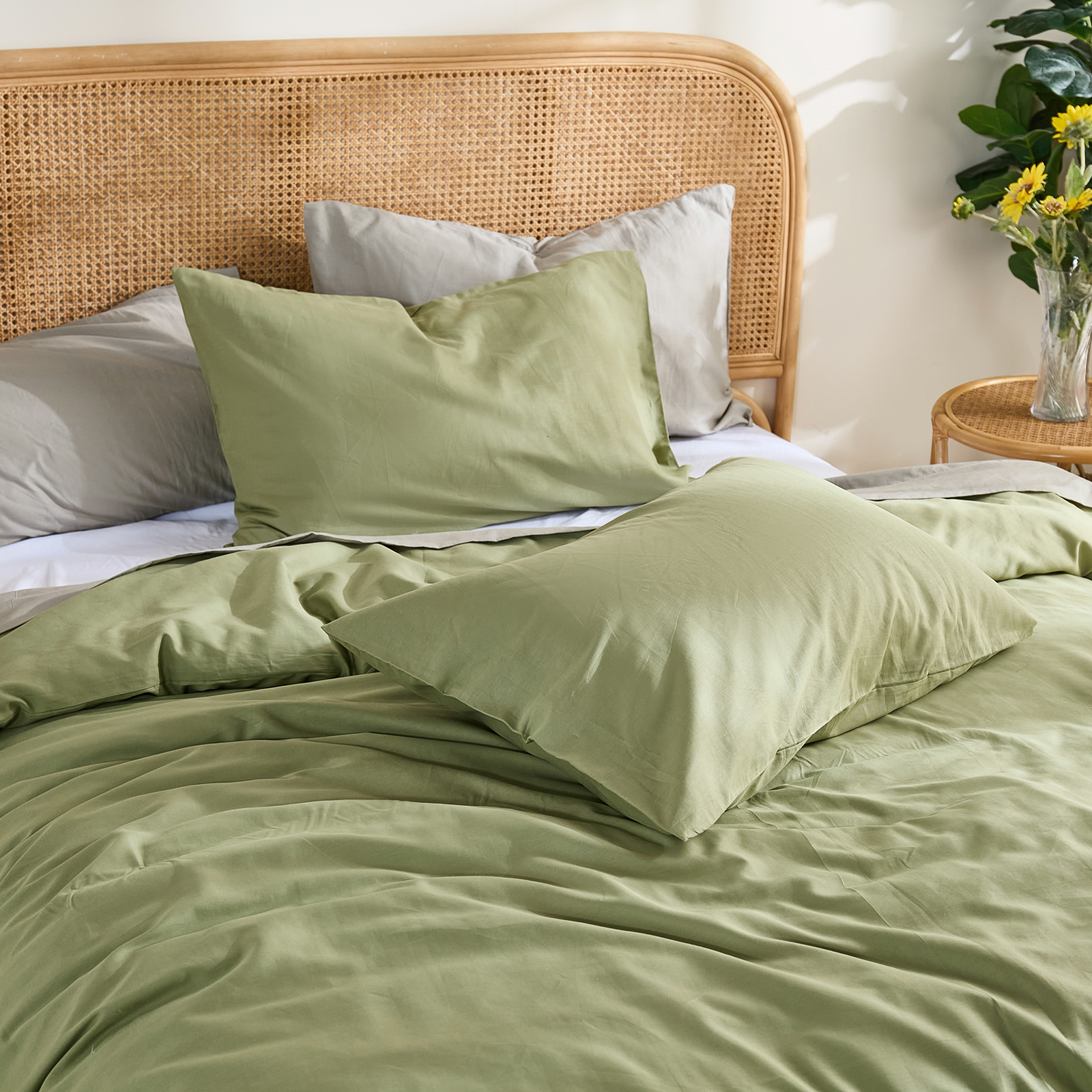 100% Washed Cotton Duvet Cover –Avocado Green, Linen-Like Texture, Super Soft & Breathable Bedding Set, 3-Piece Durable Percale Comforter Cover