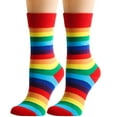 thumbnail image 1 of Chaussettes à Moins de 5$ Chaussettes Arc-en-Ciel Rouges Chaussettes Tube Chaussettes Décontractées pour Hommes et Femmes Chaussettes Rayées Colorées Arc-en-Ciel, 1 of 4