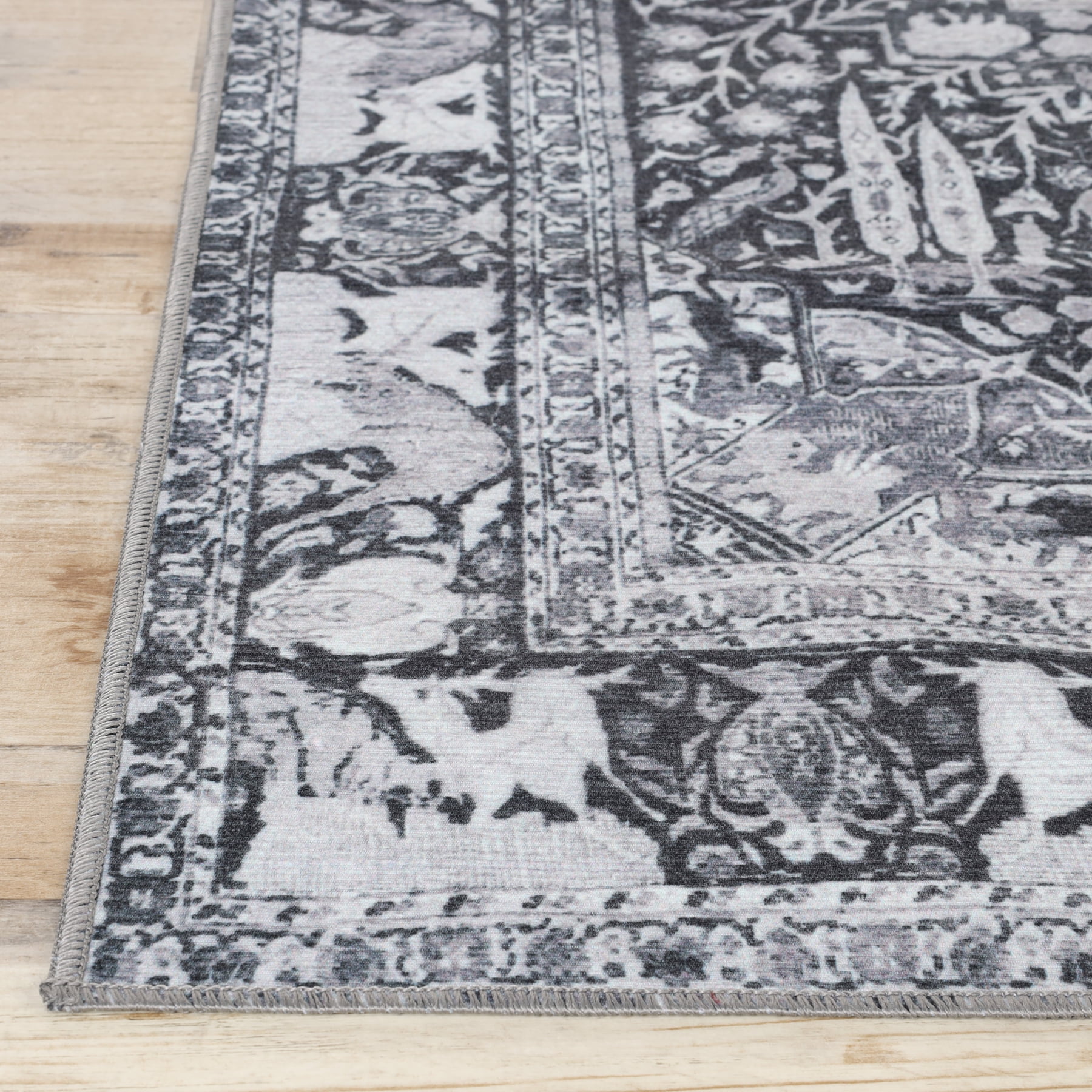 Superior Copley Oriental Medallion Indoor Area Rug, 7' 6" x 9' 6", Charcoal
