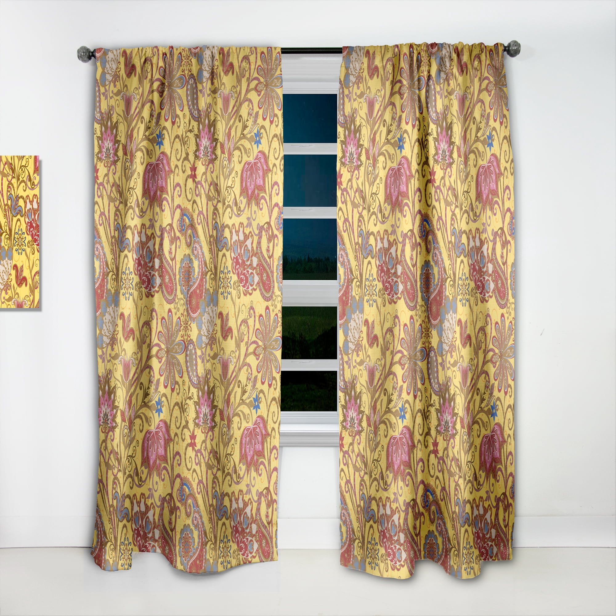 Designart 'Paisley Pattern V' Bohemian & Eclectic Curtain Panel