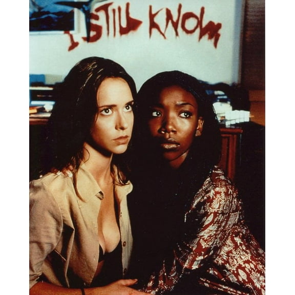 I Still Know What You Did Last Summer Screenshot - Brandy Norwood & Jennifer Love Hewitt (8 x 10)