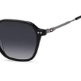 thumbnail image 4 of Lentes de Sol Tommy Hilfiger Hombre TH 2132/S 207435807539O Negro, 4 of 4